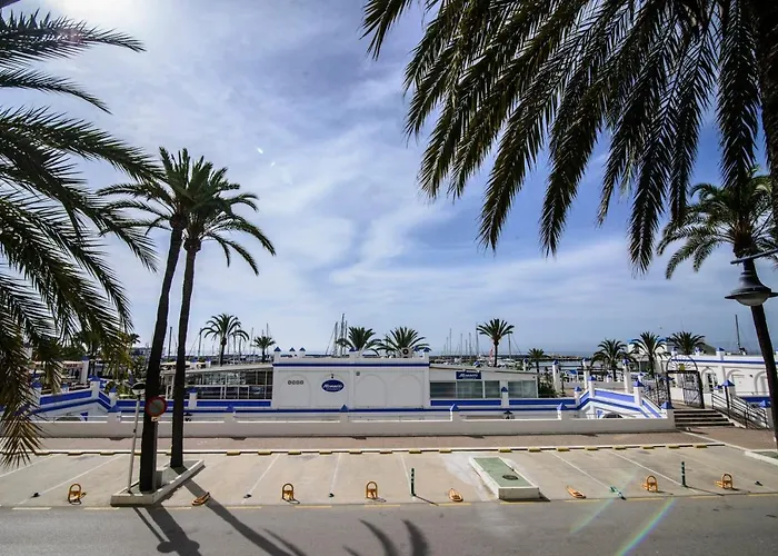 Palmeras Puerto Paraiso Apartment Estepona