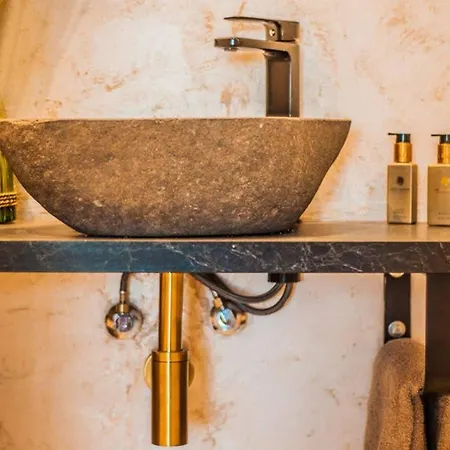 Palmeras Puerto Paraiso * Estepona